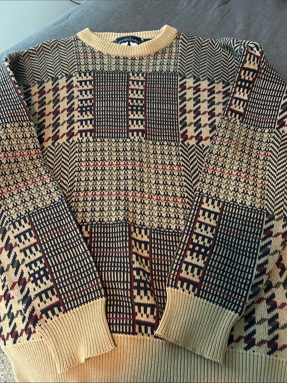 Woods & Clark Beige/Navy/Red Patterned Crewneck Sweater
